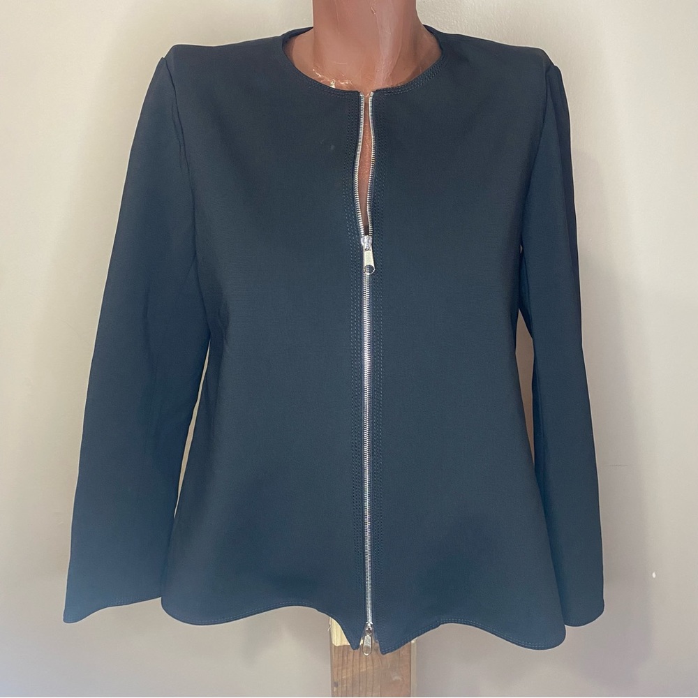 Lafayette 148 New York black long sleeve zip up in size small